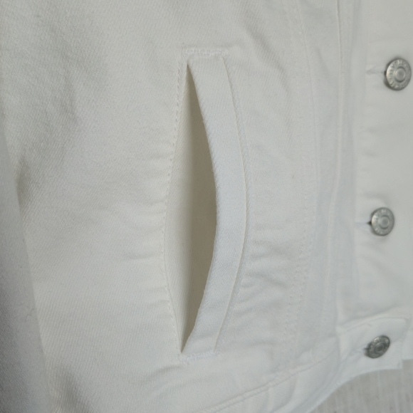 LOFT Denim Trucker Long Sleeve White Jacket w Back Hem Button Tabs Women Size M - Picture 9 of 15